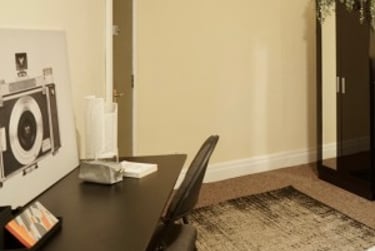 Studio Flat at Carfax Court Flats, 7 Lower Park Road, Victoria Park, Manchester, M145RQ - Image 3