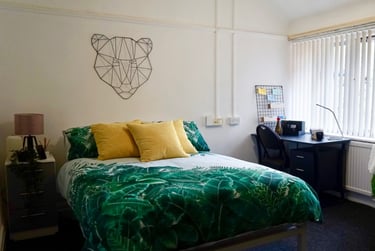 Studio Flat at Carfax Court Flats, 7 Lower Park Road, Victoria Park, Manchester, M145RQ - Image 12