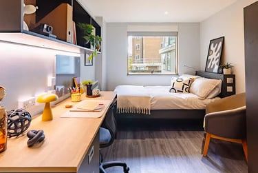 Classic En Suite at Therese House, 29- 30 Glasshouse Yard, Barbican, London, EC1A4JN - Image 1