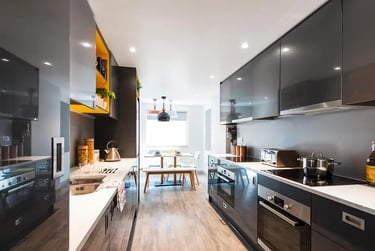 Classic En Suite at Therese House, 29- 30 Glasshouse Yard, Barbican, London, EC1A4JN - Image 10