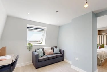 Luxury Studio at Rothesay House, 17 Hinton Road, City Centre, Bournemouth, BH12EE - Image 2