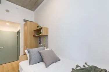 2 Bedroom Shared Apartment - Image 1