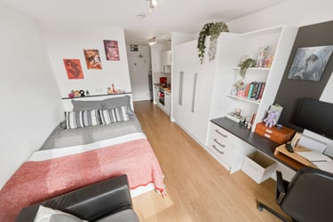 Silver Courtyard Studio, Floors G-2 at CODE Students, 40-72 Western Road, Bede Park, Leicester, LE30GH - Image 2