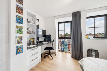 Gold Extra Large City Studio, Floors G-4 at CODE Students, 40-72 Western Road, Bede Park, Leicester, LE30GH - Image 3