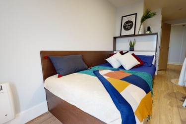 Silver En Suite Premium - Image 1