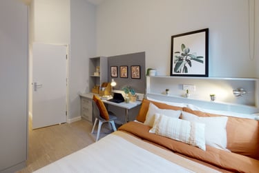 Gold En Suite Plus at iQ Will Wyatt Court, 168 Pitfield Street, Hoxton, London, N16JP - Image 1