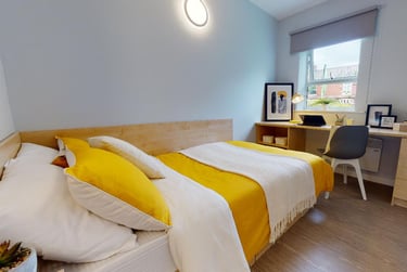 Gold En Suite at iQ Student Quarter, Seaford Road, City Centre, Salford, M66FN - Image 1