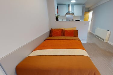 Diamond Studio - Image 1