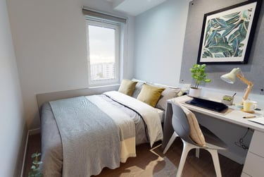 Gold En Suite at iQ Broderick House, 140 Bath Row, City Centre, Birmingham, B151NE - Image 1