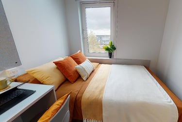 Platinum En Suite - Image 1