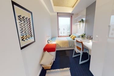 Gold En Suite Plus - Image 1