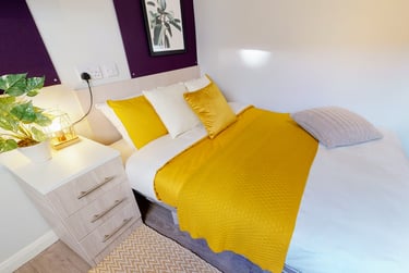 En Suite at iQ Sawmills, 2-4 Newmarket Road, City Centre, Brighton, BN23QF - Image 1