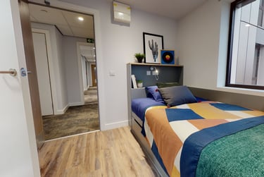 Gold Studio Plus at iQ Weaver Place, Bishop Street, City Centre, Coventry, CV11HW - Image 1