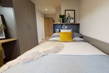 Platinum En Suite - Image 1