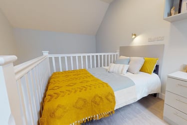 Diamond Duplex Apartment at iQ Elliott House, 8-10 Hillside Crescent, City Centre, Edinburgh, EH75EA - Image 1