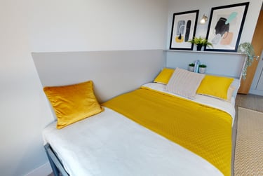 Gold Studio at iQ Fountainbridge, 114 Dundee Street, Haymarket, Edinburgh, EH111AB - Image 1