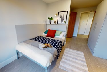 Silver En Suite at iQ Fountainbridge, 114 Dundee Street, Haymarket, Edinburgh, EH111AB - Image 1