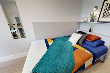 Silver Studio at iQ Fountainbridge, 114 Dundee Street, Haymarket, Edinburgh, EH111AB - Image 1