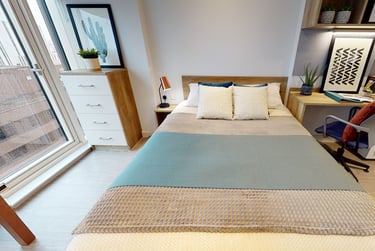 Silver Studio Plus at iQ Elgin Place, 240 Bath Street, City Centre, Glasgow, G24JW - Image 1