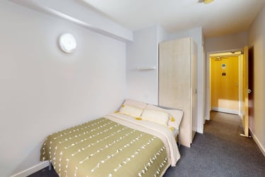 Copper En Suite Plus - Image 1