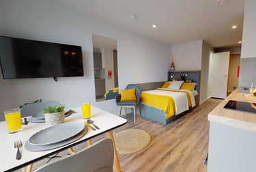 Bronze Studio at iQ Altus House, Tower House Street, City Centre, Leeds, LS28GH - Image 1