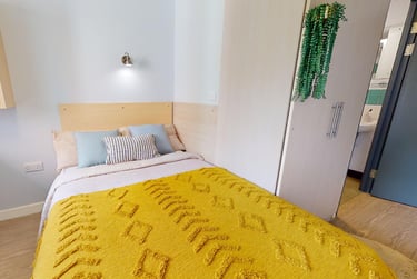2 Bed Apartment - Image 1