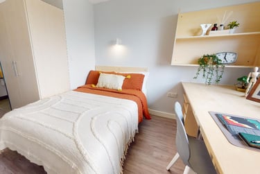 Copper En Suite Plus - Image 1