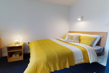 Gold Studio at iQ Pavilions, Pavilions Student Village, Ruston Way, Lincoln, LN67BQ - Image 1