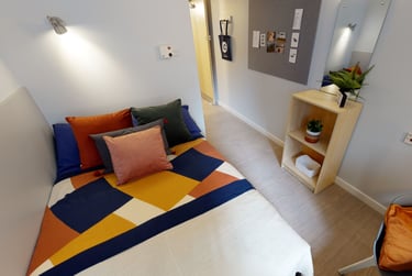 Silver En Suite Plus-2627 at iQ Great Newton House, 7 Lower Gill Street, City Centre, Liverpool, L35BB - Image 1