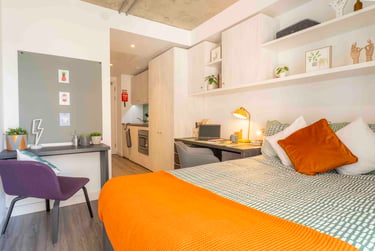 Silver Studio Premium at iQ Aldgate, 60 Commercial Road, Aldgate, London, E11LP - Image 1