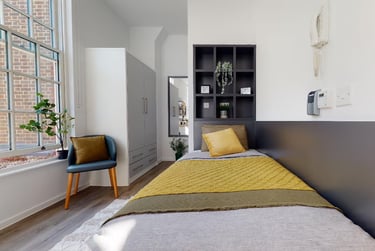 Bronze Studio Plus at iQ Bloomsbury, 200 Euston Road, Bloomsbury, London, NW12DA - Image 1