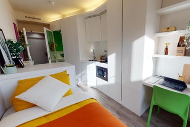 Silver Studio at iQ East Court, 450 Mile End Road, Mile End, London, E14GG - Image 1