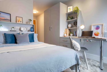 Bronze En Suite at iQ Magenta House, Whitechapel Road, Spitalfields, London, E11DQ - Image 1