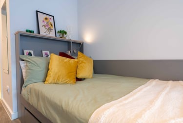 Silver En Suite Plus at iQ Nelson Court, 2 Nelson Street, City Centre, Nottingham, NG11EB - Image 1
