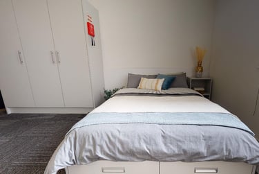 Platinum Studio Plus at iQ Newland House, 49 Mount St, Lenton, Nottingham, NG16HE - Image 1
