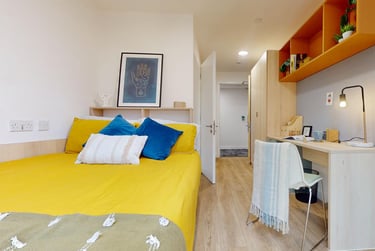 Bronze En Suite Plus at iQ Signal Place, 10 Traffic Street, City Centre, Nottingham, NG21NE - Image 1