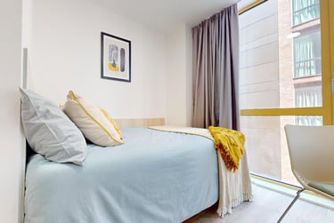 Platinum En Suite at iQ Signal Place, 10 Traffic Street, City Centre, Nottingham, NG21NE - Image 1