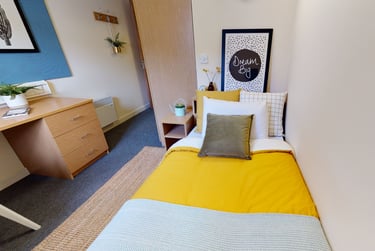 Bronze En Suite at iQ Kopa, 130 Moor Lane, City Centre, Preston, PR11LR - Image 1