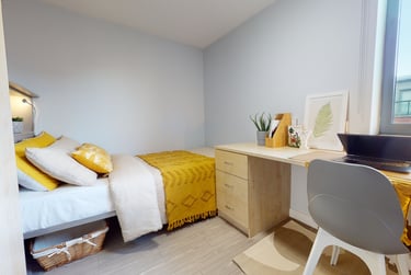 Copper En Suite DDA at iQ Brocco, Upper Allen Street/Edward Street, City Centre, Sheffield, S37GB - Image 1
