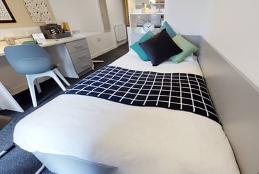 Silver Studio at iQ Century Square, Radford Street, City Centre, Sheffield, S37AS - Image 1