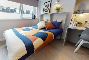 Silver Studio at iQ Fenton House, 51 Wellington Street, City Centre, Sheffield, S14HL - Image 1