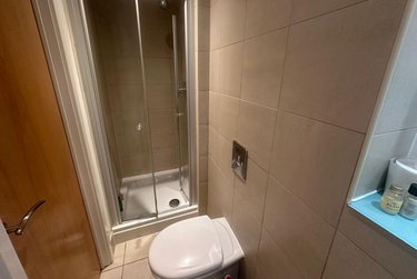 2 bed flat, West One Tower, Devonshire Green, Sheffield, S37SH - Image 4