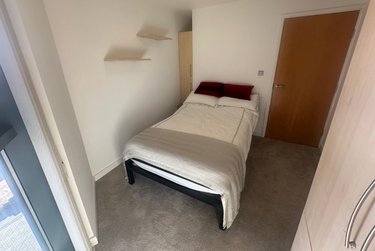 2 bed flat, West One Tower, Devonshire Green, Sheffield, S37SH - Image 5