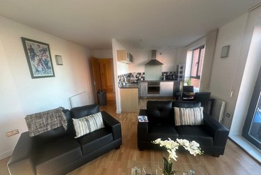 2 bed flat, West One Tower, Devonshire Green, Sheffield, S37SH - Image 8