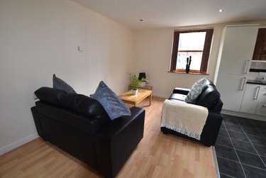 4 bed flat, Lion Works, Devonshire Green, Sheffield, S14RE - Image 4