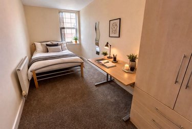 3 bed flat, Glossop Road, Broomhall, Sheffield, S102HP - Image 7