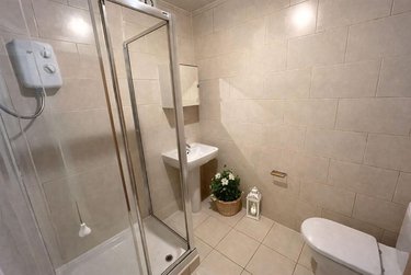 3 bed flat, Glossop Road, Broomhall, Sheffield, S102HP - Image 3