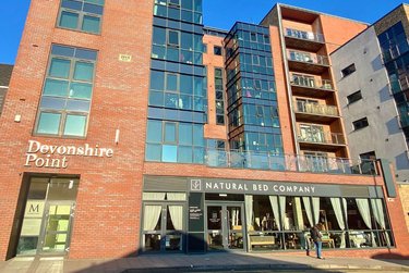 3 bed flat, 121 Fitzwilliam Street, Devonshire Green, Sheffield, S14JP - Image 10