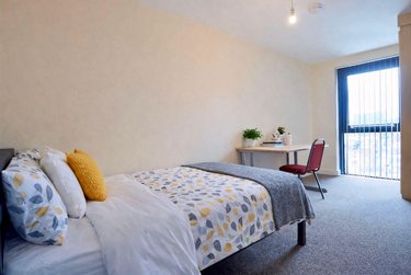 2 bed flat, 121 Fitzwilliam Street, Devonshire Green, Sheffield, S14JP - Image 6