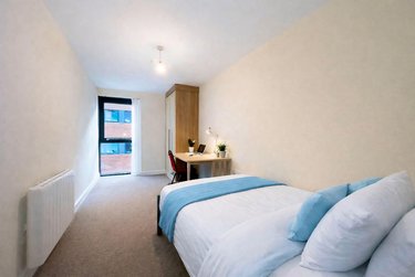 4 bed flat, 121 Fitzwilliam Street, Devonshire Green, Sheffield, S14JP - Image 9